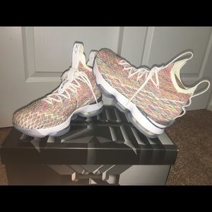 Youth Basketball Shoes